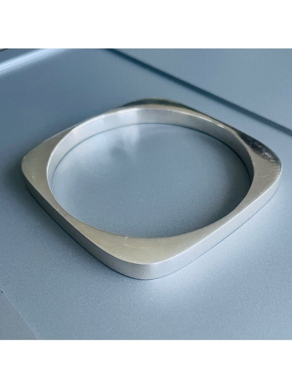 Vintge Modernist Minimalist Round Square Cushion Sterling Silver Bangle … - Picture 6 of 6